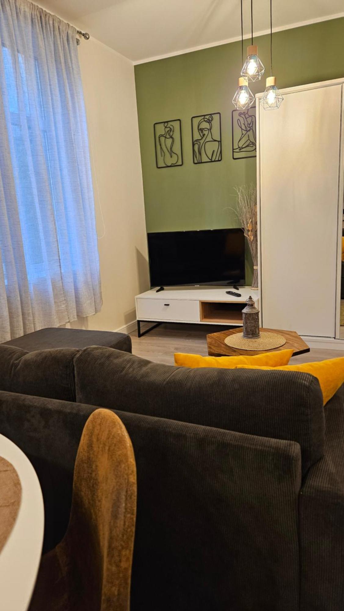Cesu13 Cozy Apartment, Free Parking, Self Check In Appartement